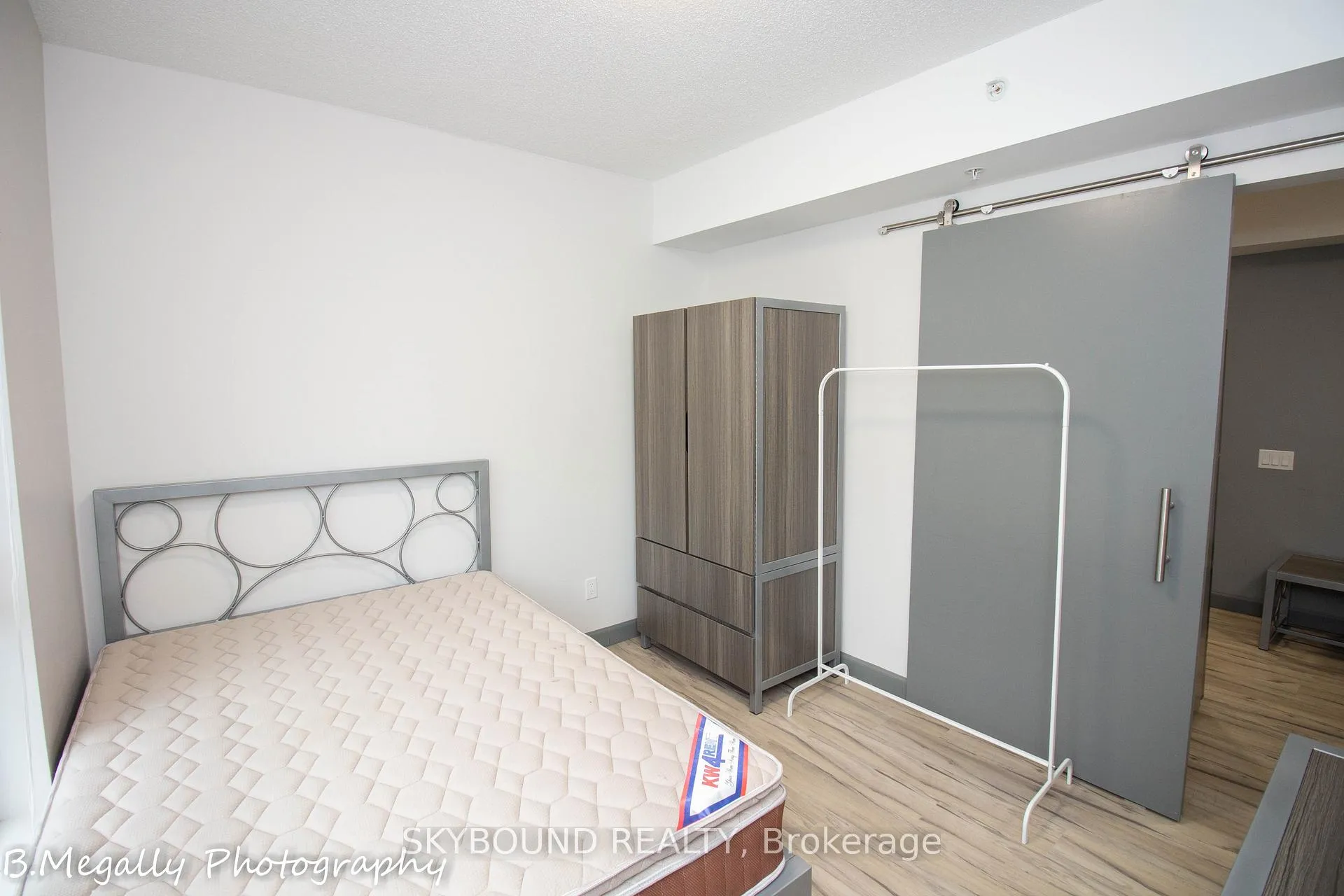 Photo 6 of Unit 2312, 258B Sunview Street, Waterloo, Beechwood/University — HOMEH