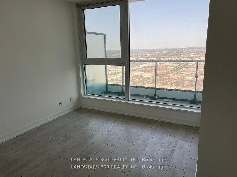 Photo 4 of Unit 5601, 5 Buttermill Avenue, Vaughan, Vaughan Corporate Centre — HOMEH