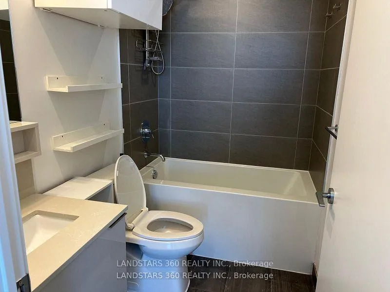 Photo 11 of Unit 5601, 5 Buttermill Avenue, Vaughan, Vaughan Corporate Centre — HOMEH