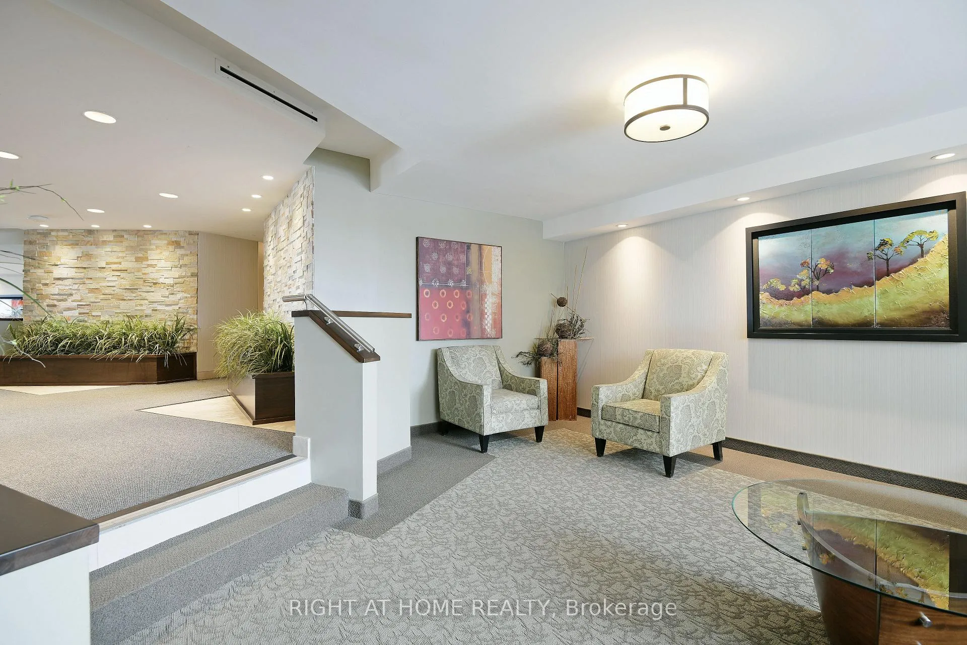 Photo 3 of Unit 1406, 1171 Ambleside Drive, Ottawa, Woodroffe — HOMEH