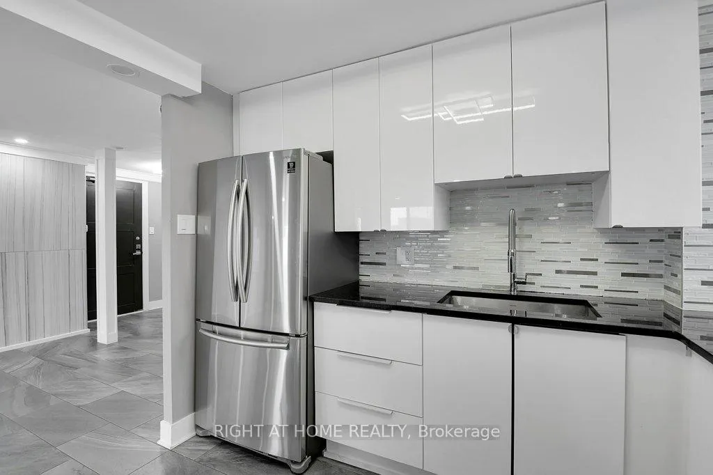 Photo 18 of Unit 1406, 1171 Ambleside Drive, Ottawa, Woodroffe — HOMEH