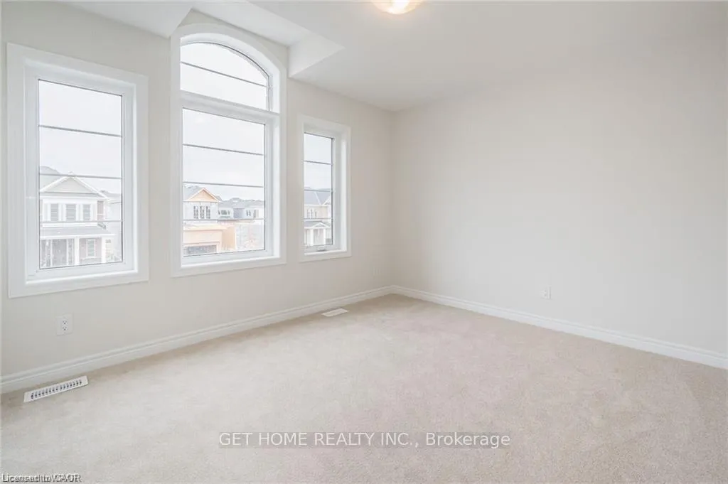 Photo 18 of 520 Beckview Crescent, Kitchener — HOMEH