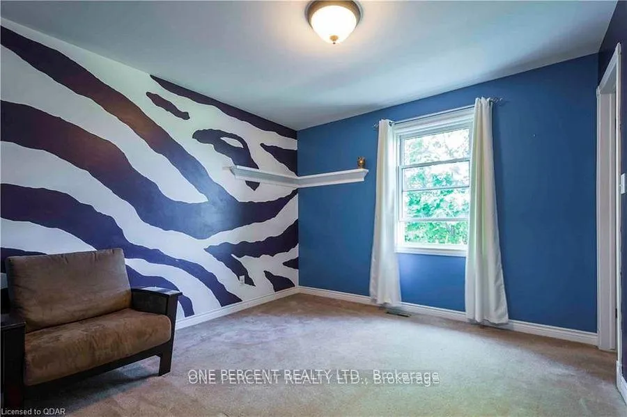Photo 7 of Unit Upper Level, 43 Sherwood Crescent, Belleville, Belleville Ward — HOMEH