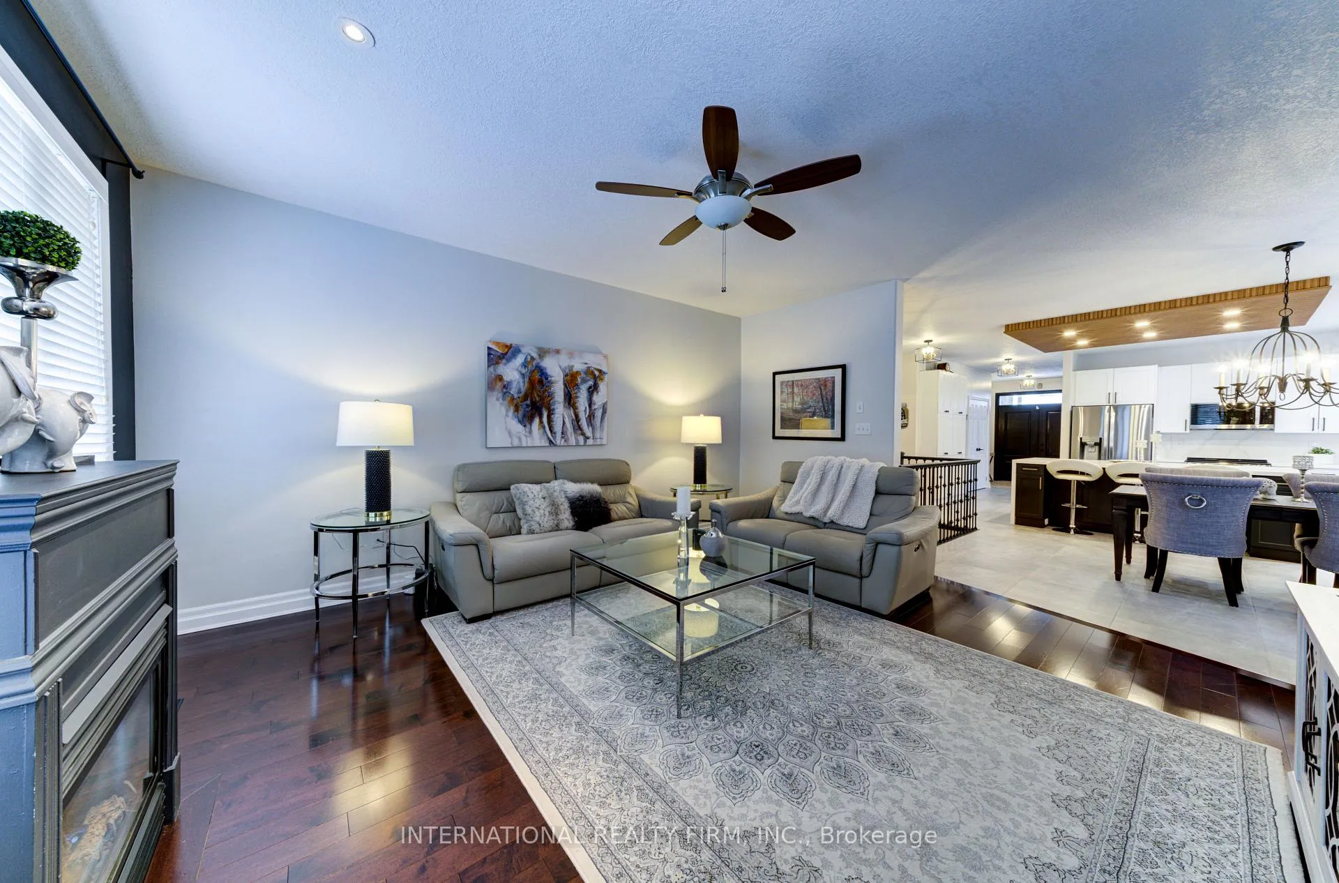 Photo 21 of 20 Prince William Way, Barrie, Innis-Shore — HOMEH