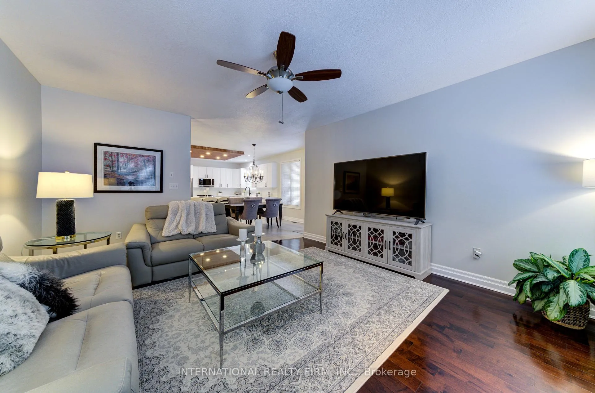 Photo 22 of 20 Prince William Way, Barrie, Innis-Shore — HOMEH