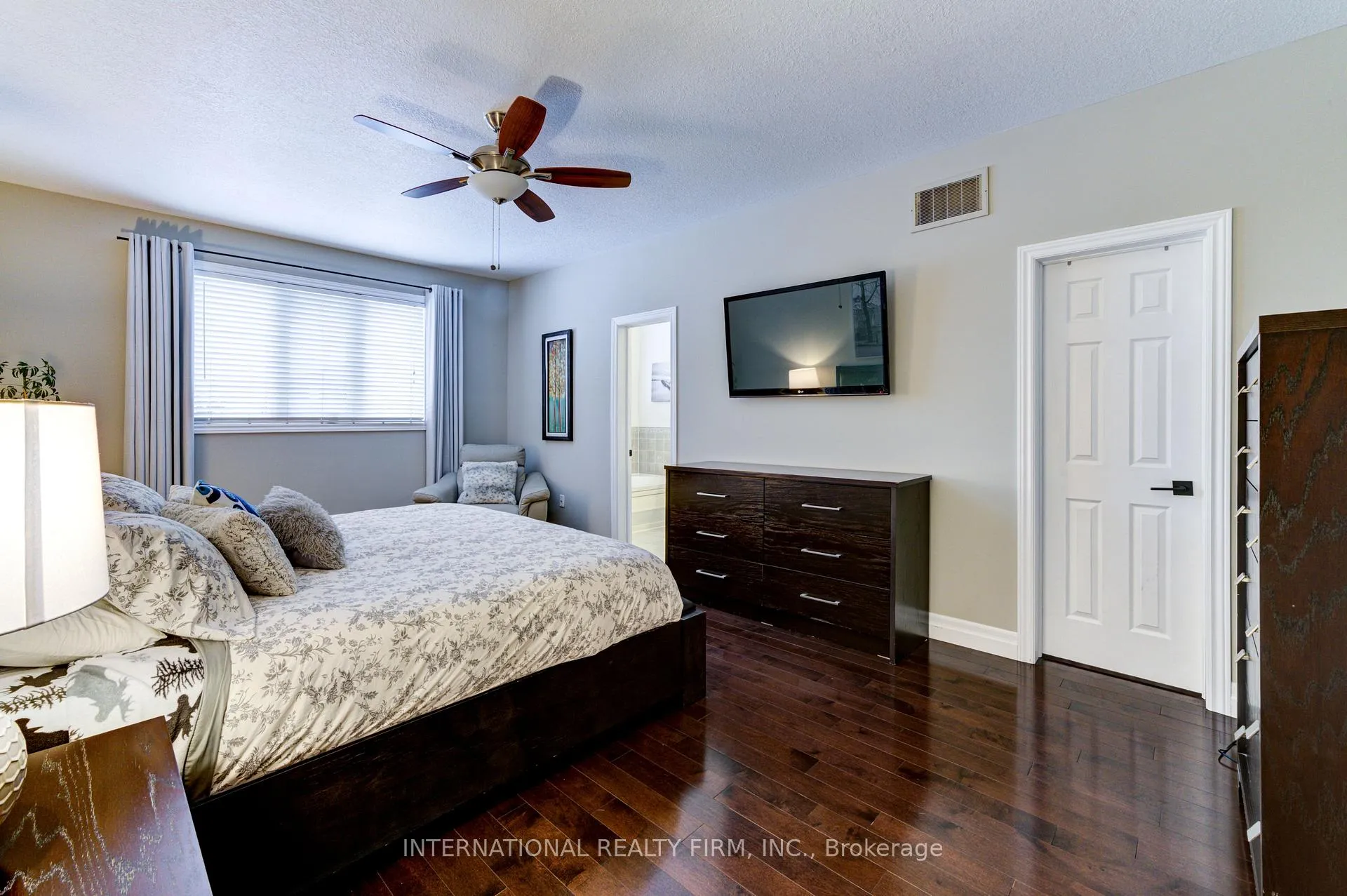 Photo 27 of 20 Prince William Way, Barrie, Innis-Shore — HOMEH