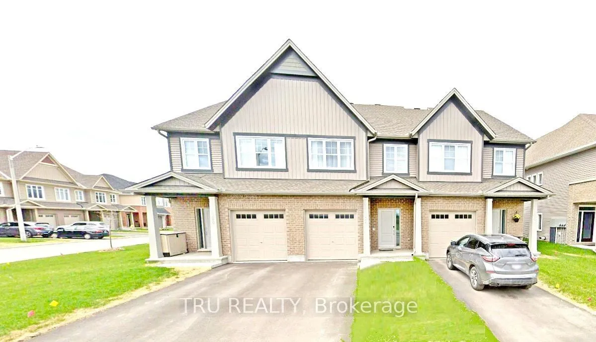 Photo 2 of 130 Eric Maloney Way, Ottawa, Blossom Park/Kemp Park/Findlay Creek — HOMEH