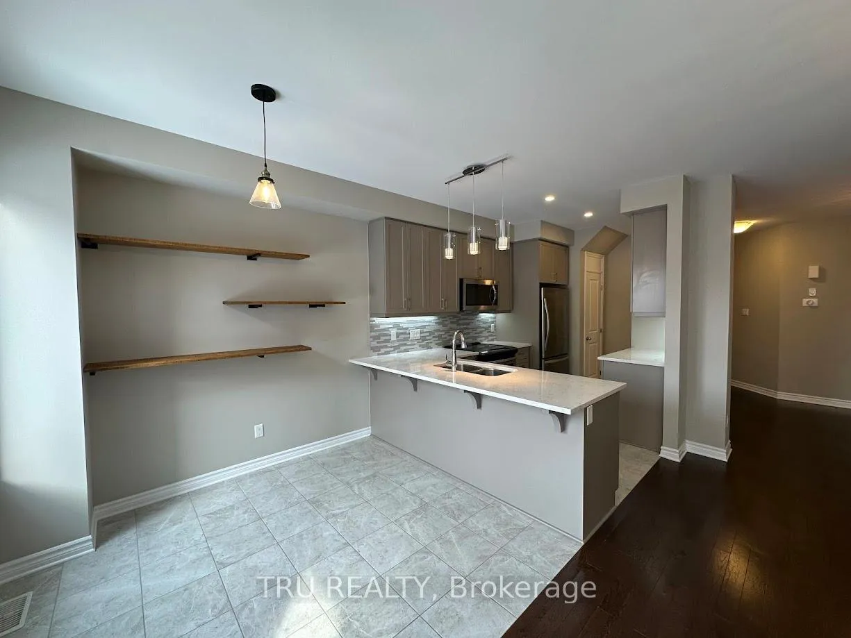 Photo 13 of 130 Eric Maloney Way, Ottawa, Blossom Park/Kemp Park/Findlay Creek — HOMEH