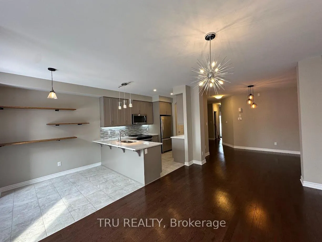 Photo 14 of 130 Eric Maloney Way, Ottawa, Blossom Park/Kemp Park/Findlay Creek — HOMEH