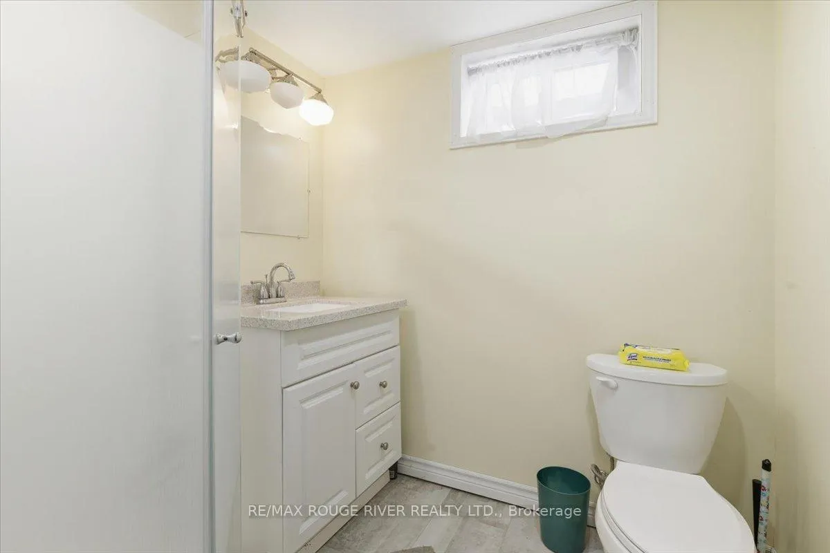 Photo 21 of 499 Raymond Street, Peterborough, Northcrest Ward 5 — HOMEH