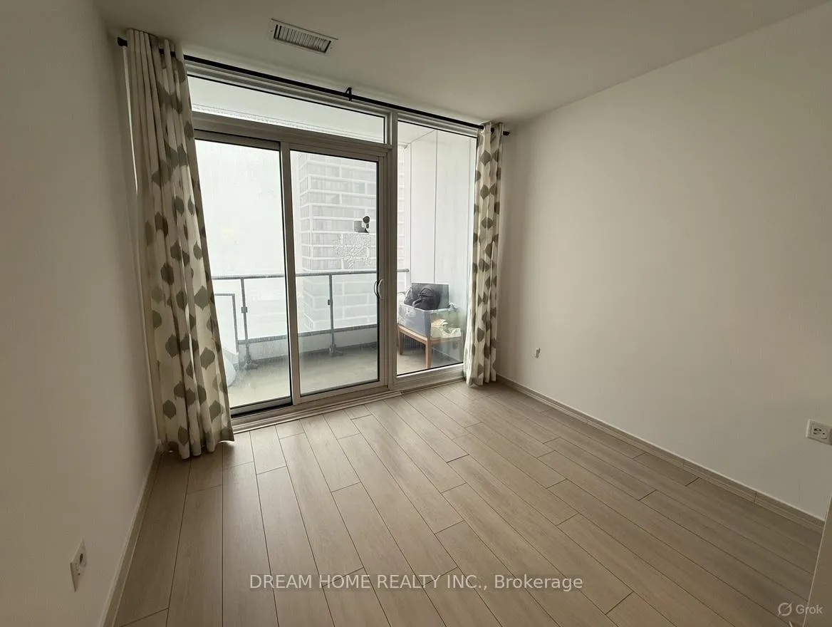 Photo 3 of Unit 2805, 898 Portage Parkway, Vaughan, Vaughan Corporate Centre — HOMEH