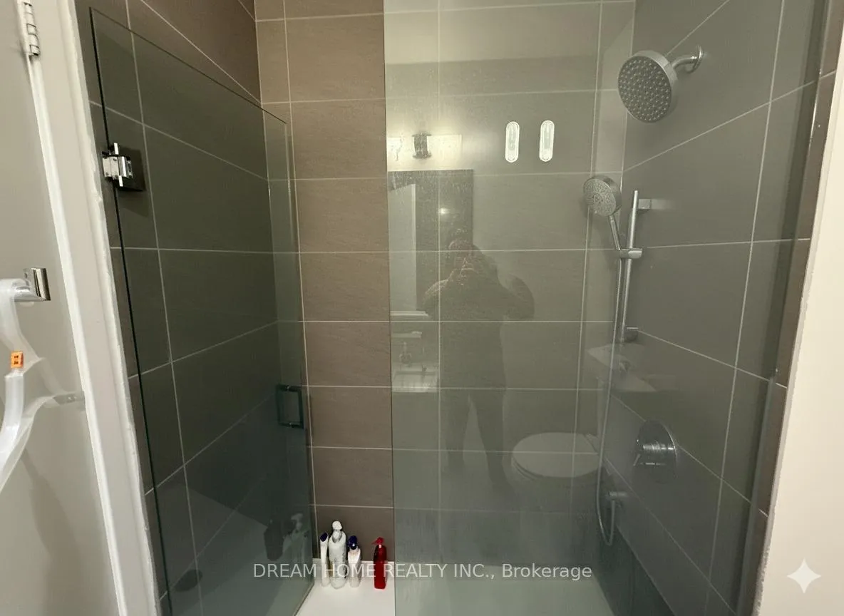 Photo 9 of Unit 2805, 898 Portage Parkway, Vaughan, Vaughan Corporate Centre — HOMEH