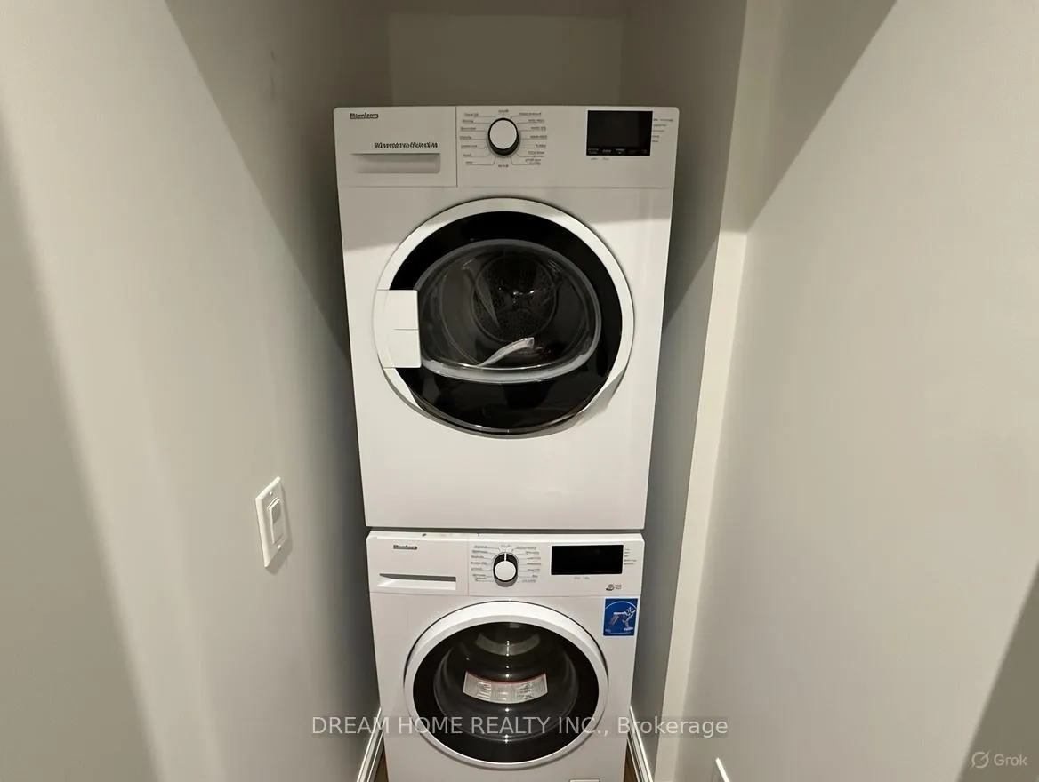 Photo 10 of Unit 2805, 898 Portage Parkway, Vaughan, Vaughan Corporate Centre — HOMEH