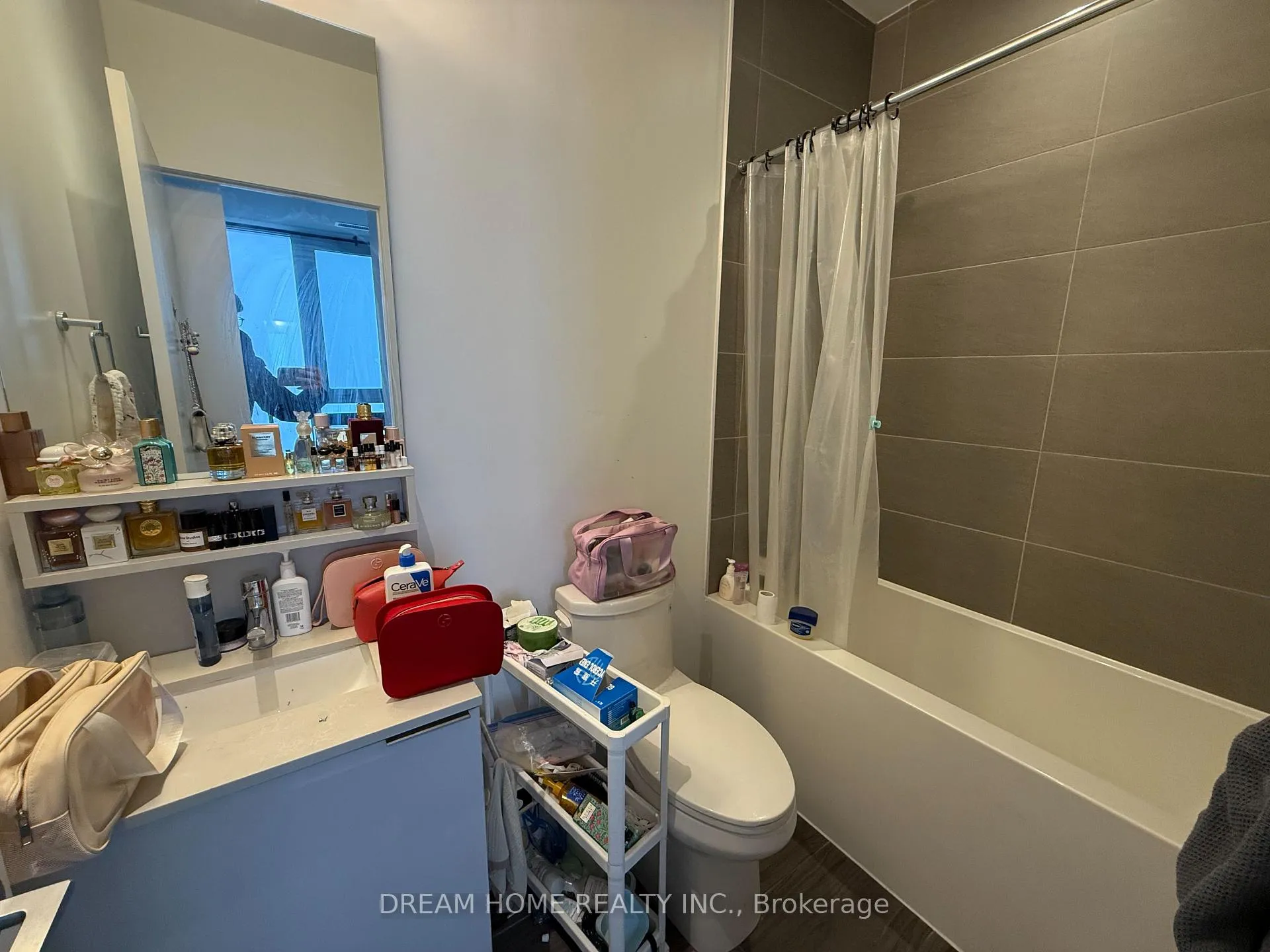 Photo 16 of Unit 2805, 898 Portage Parkway, Vaughan, Vaughan Corporate Centre — HOMEH