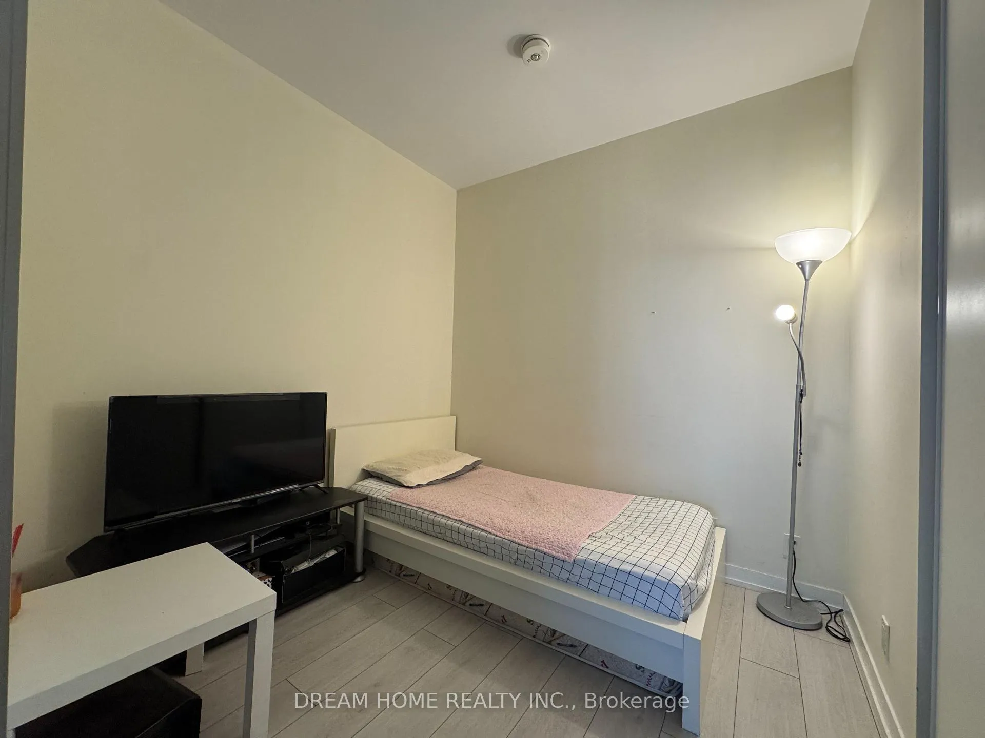 Photo 17 of Unit 2805, 898 Portage Parkway, Vaughan, Vaughan Corporate Centre — HOMEH