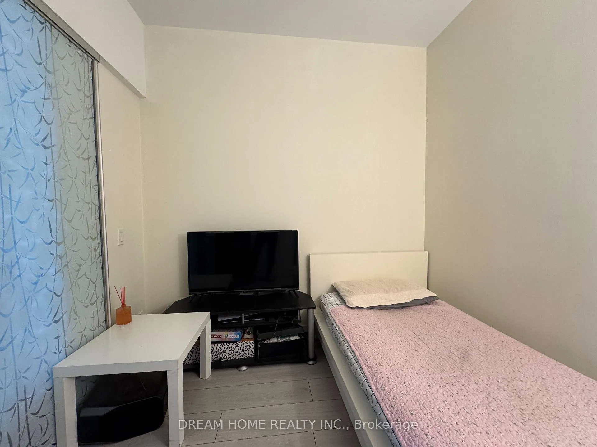Photo 18 of Unit 2805, 898 Portage Parkway, Vaughan, Vaughan Corporate Centre — HOMEH