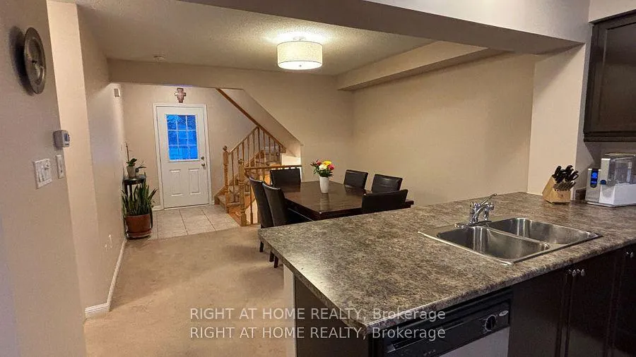 Photo 4 of 622 Cargill Path, Milton, Coates — HOMEH