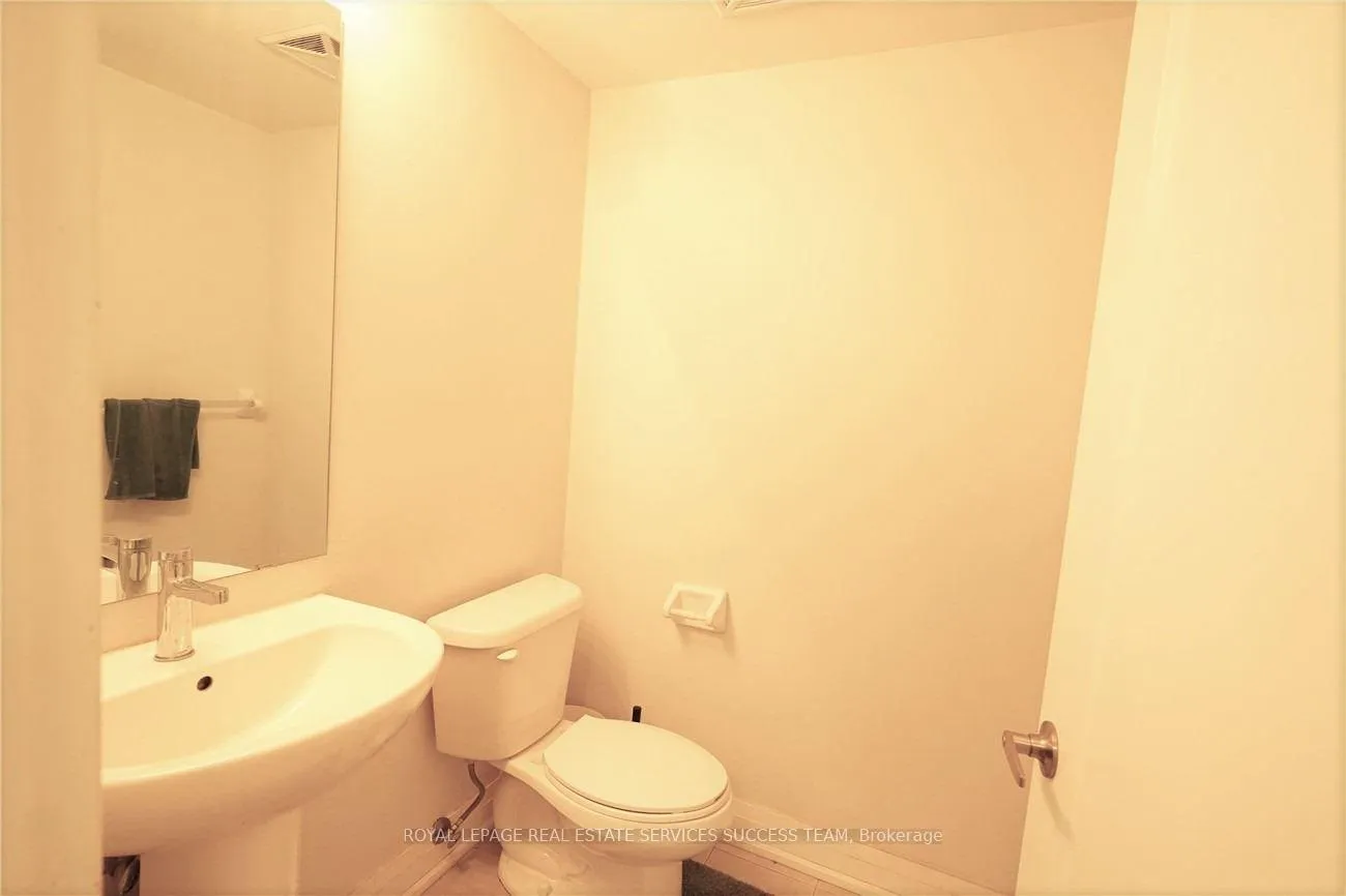 Photo 11 of Unit 215, 1206 Main Street, Milton, Dempsey — HOMEH