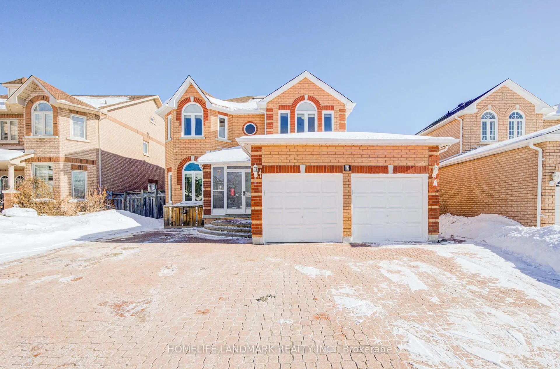 Photo 1 of 7 Walden Street, Markham, Middlefield — HOMEH