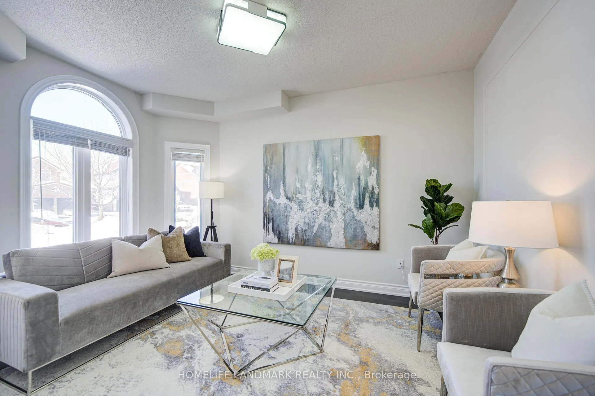 Photo 6 of 7 Walden Street, Markham, Middlefield — HOMEH
