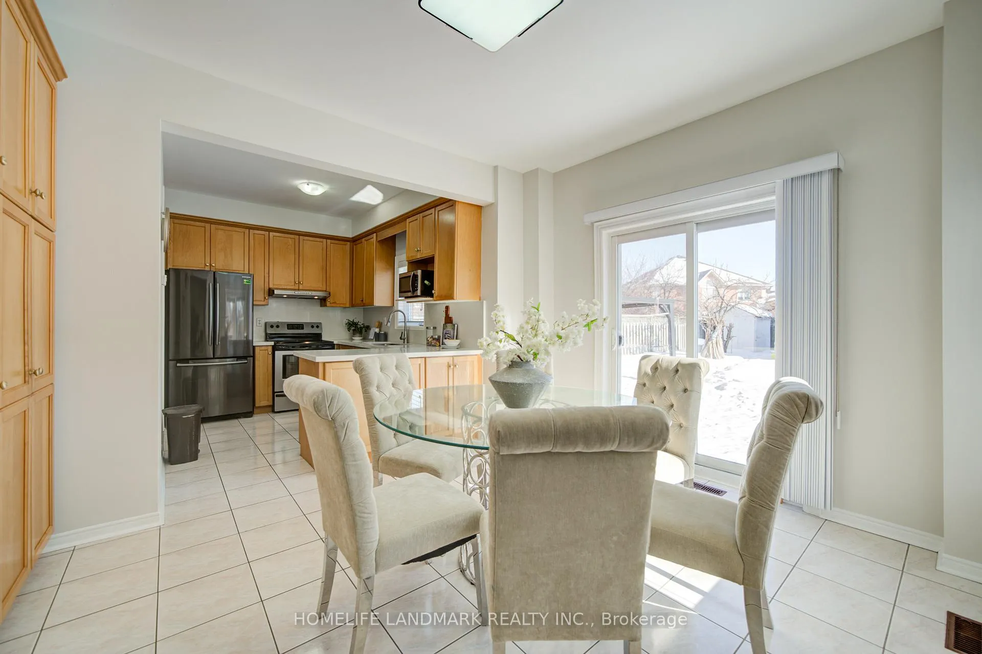 Photo 12 of 7 Walden Street, Markham, Middlefield — HOMEH