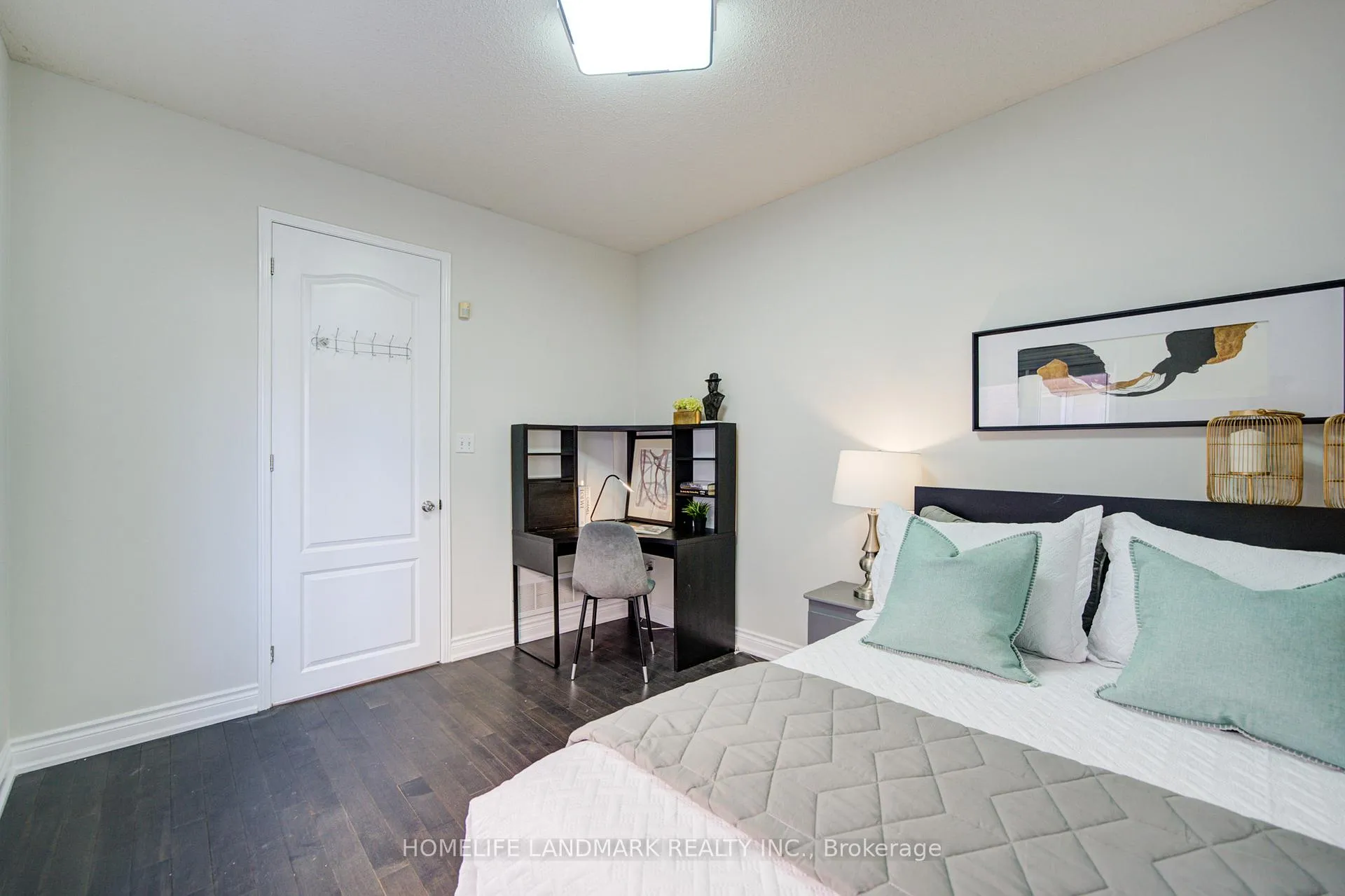 Photo 14 of 7 Walden Street, Markham, Middlefield — HOMEH