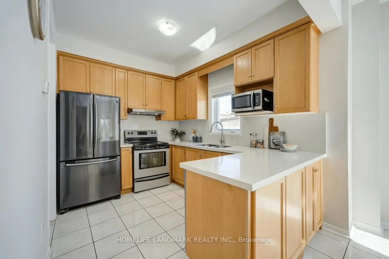Photo 15 of 7 Walden Street, Markham, Middlefield — HOMEH