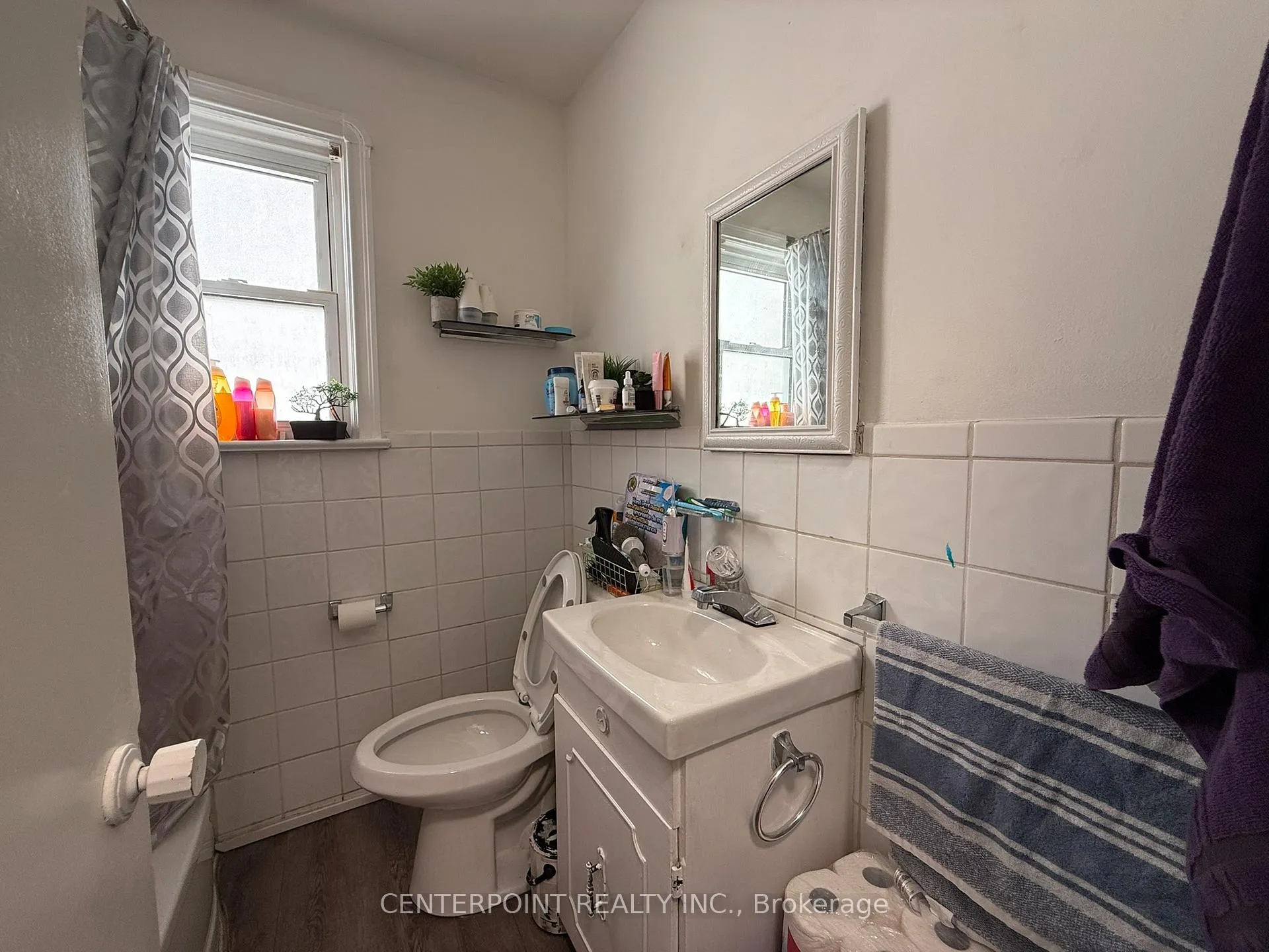 Photo 8 of 307 Linsmore Crescent, Toronto, East York — HOMEH