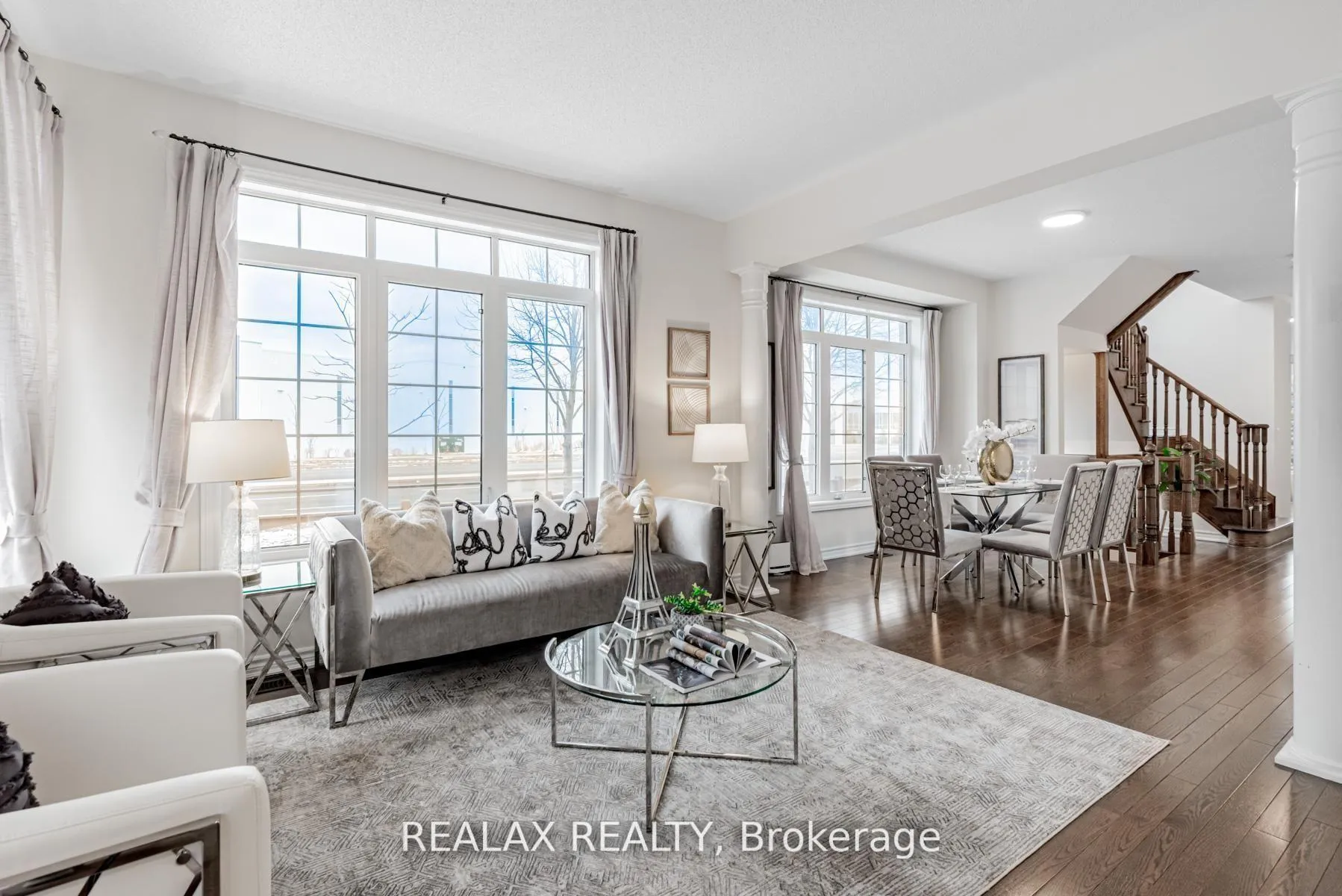 Photo 6 of 143 Livante Court, Markham, Victoria Square — HOMEH