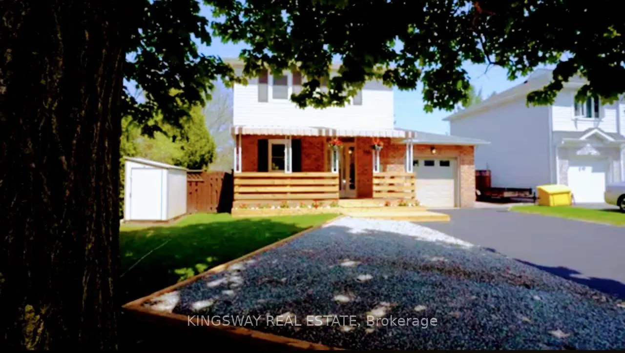 Photo 1 of 2-945 Vance Crescent, Innisfil, Alcona — HOMEH
