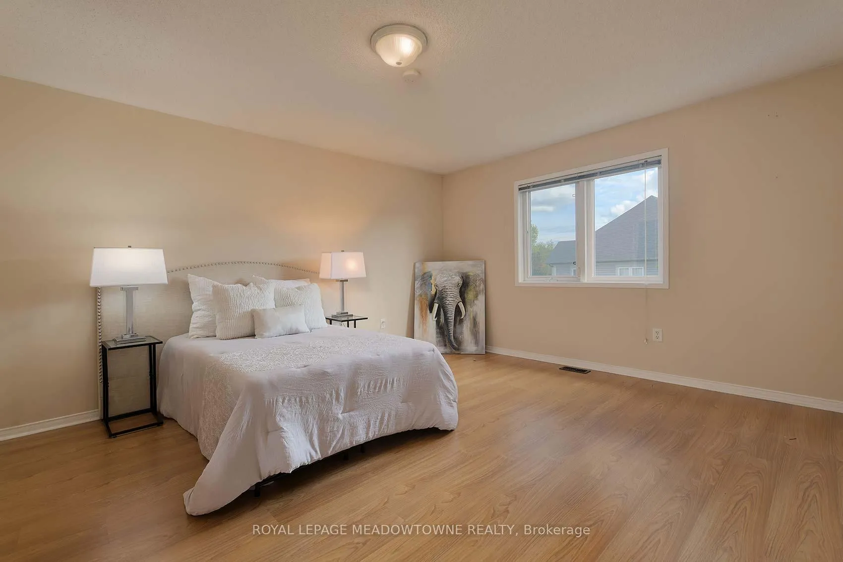 Photo 23 of 28 Norland Circle, Oshawa, Windfields — HOMEH