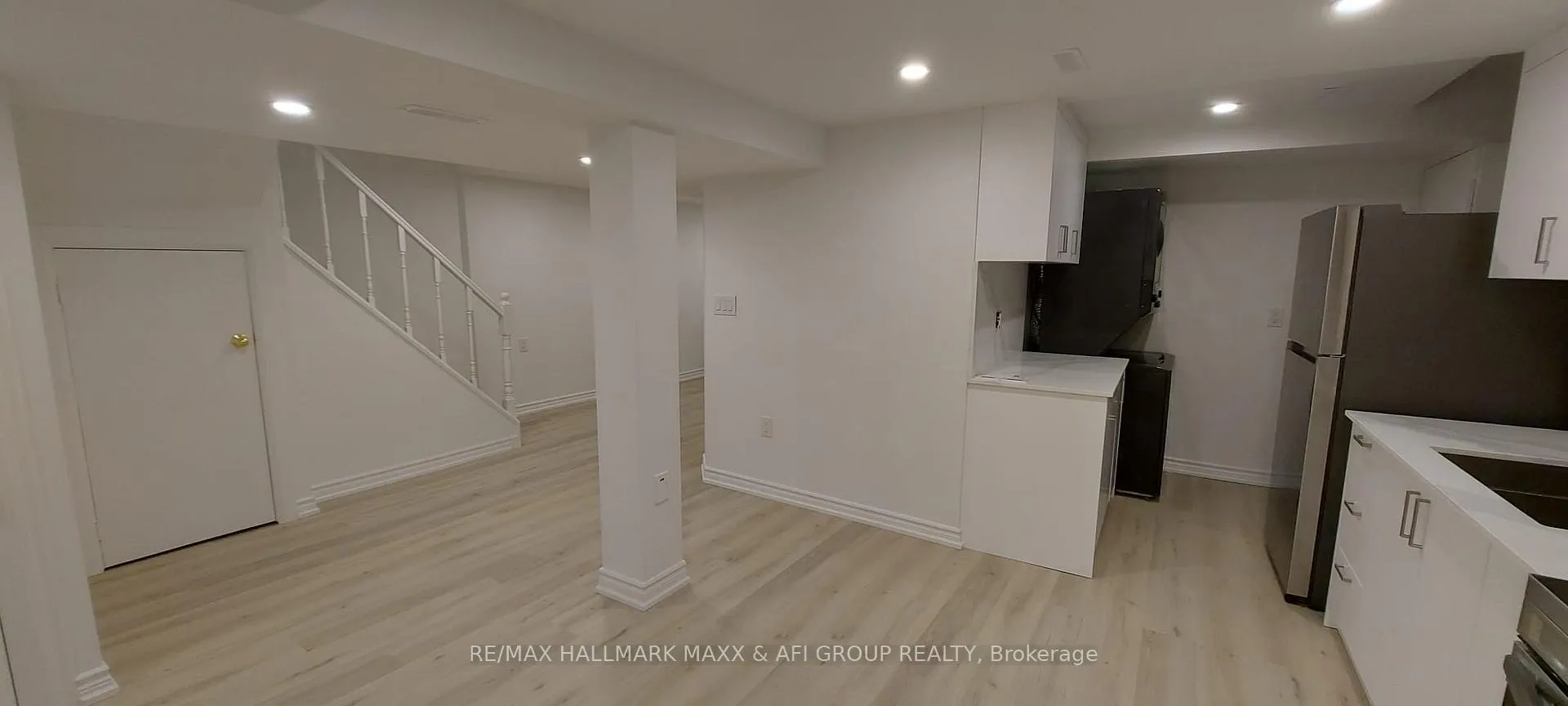 Photo 4 of Unit Lower, 568 Brownridge Drive, Vaughan, Brownridge — HOMEH
