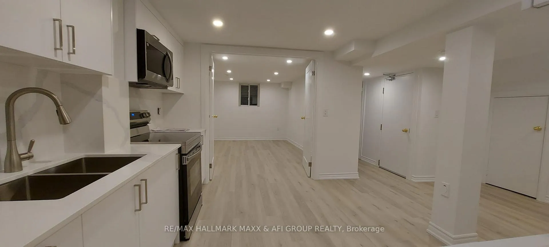 Photo 12 of Unit Lower, 568 Brownridge Drive, Vaughan, Brownridge — HOMEH