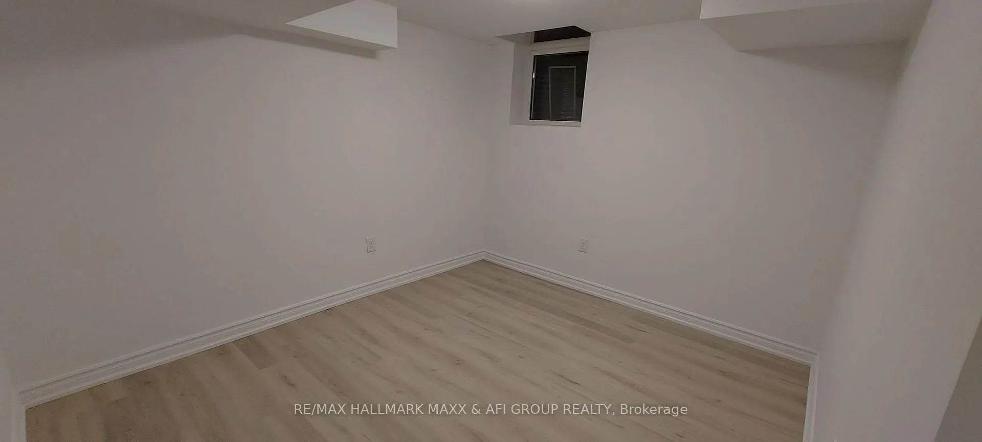 Photo 16 of Unit Lower, 568 Brownridge Drive, Vaughan, Brownridge — HOMEH