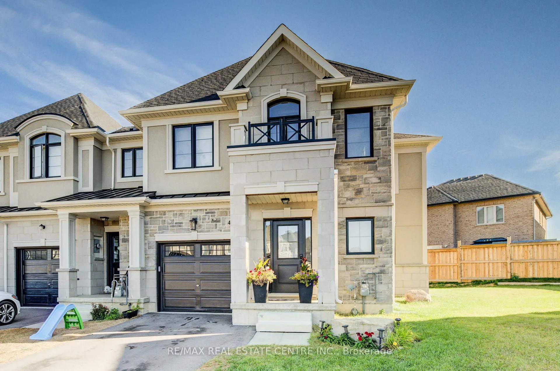 Photo 4 of 43 Genoa Drive, Hamilton, Ryckmans — HOMEH