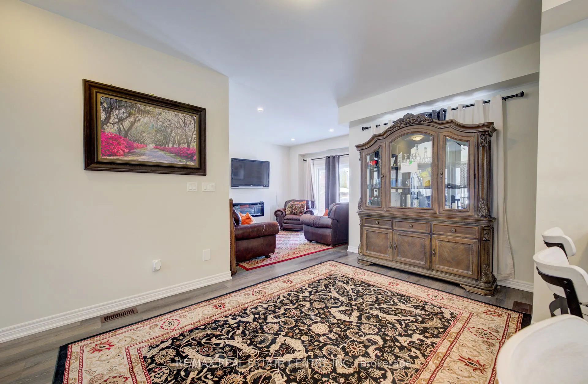 Photo 11 of 43 Genoa Drive, Hamilton, Ryckmans — HOMEH