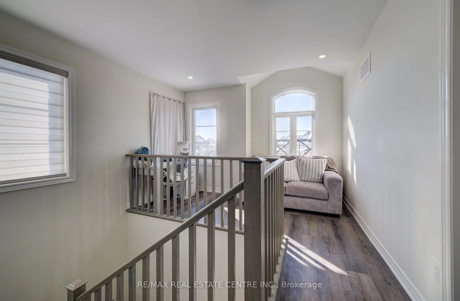 Photo 20 of 43 Genoa Drive, Hamilton, Ryckmans — HOMEH