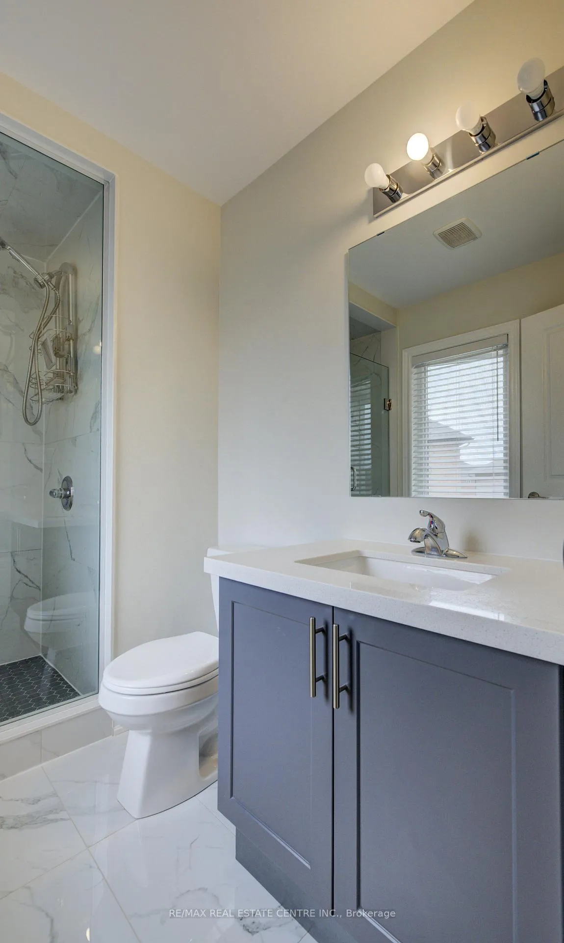 Photo 28 of 43 Genoa Drive, Hamilton, Ryckmans — HOMEH