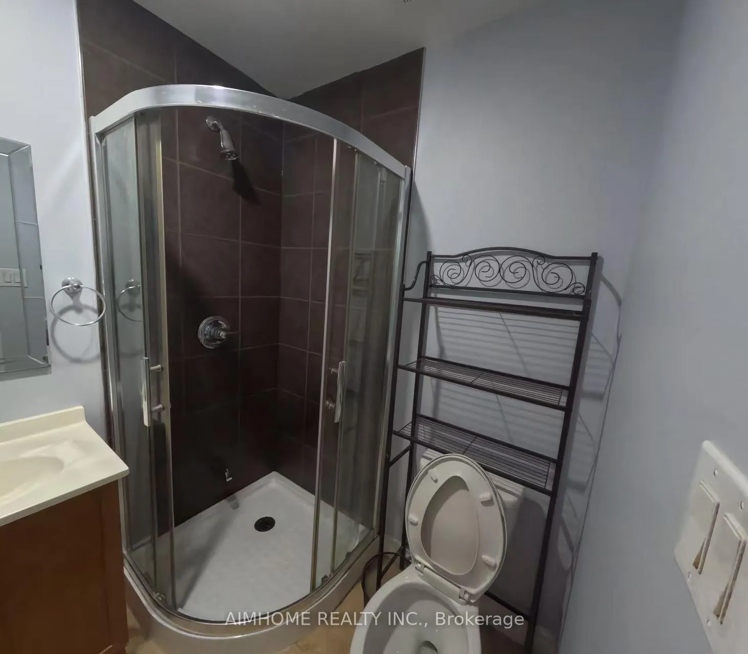 Photo 9 of 21 Halder Crescent, Markham, Milliken Mills East — HOMEH