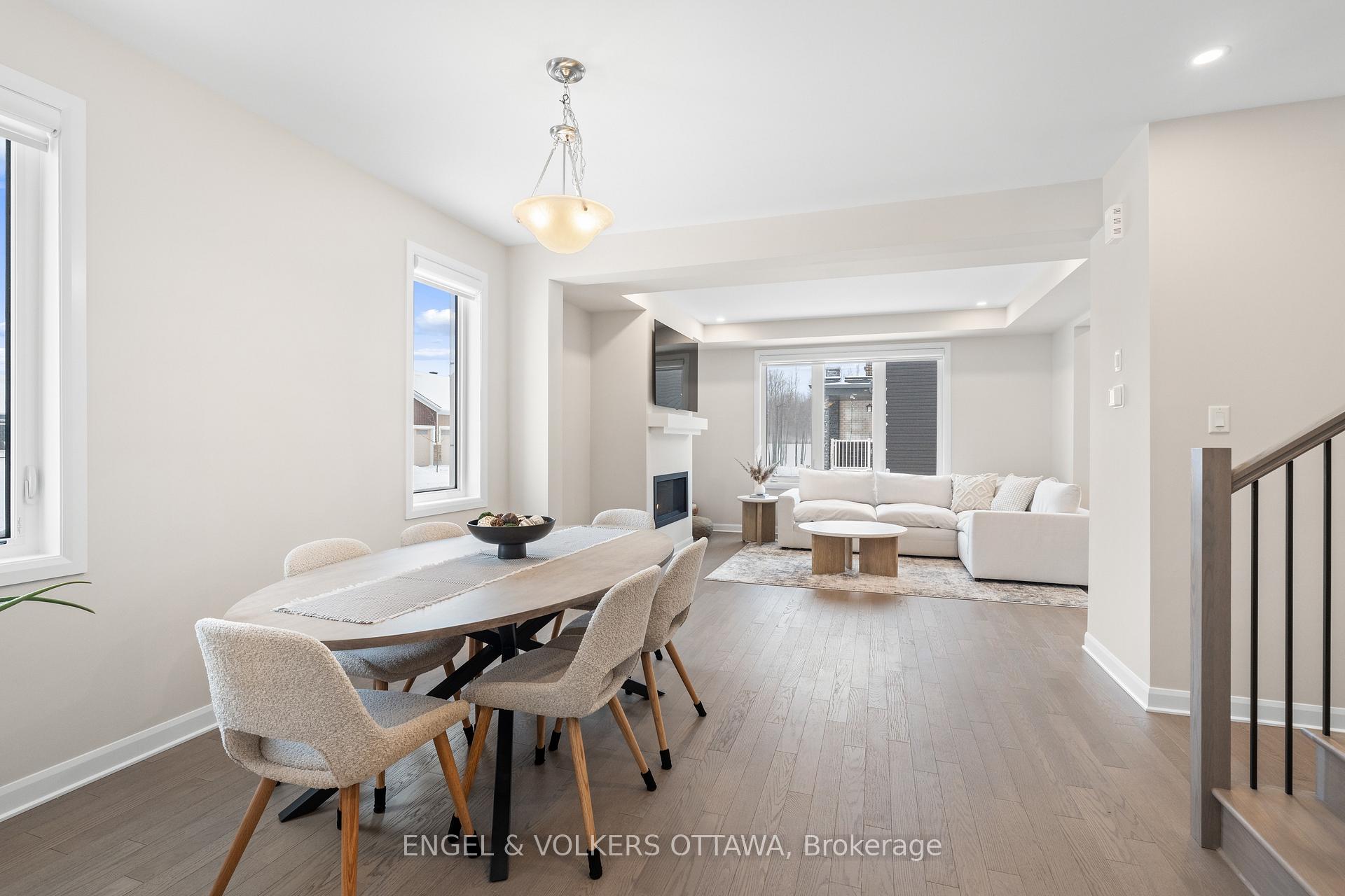 Photo 5 of 2053 Wanderer Avenue, Ottawa, Mahogany Community — HOMEH