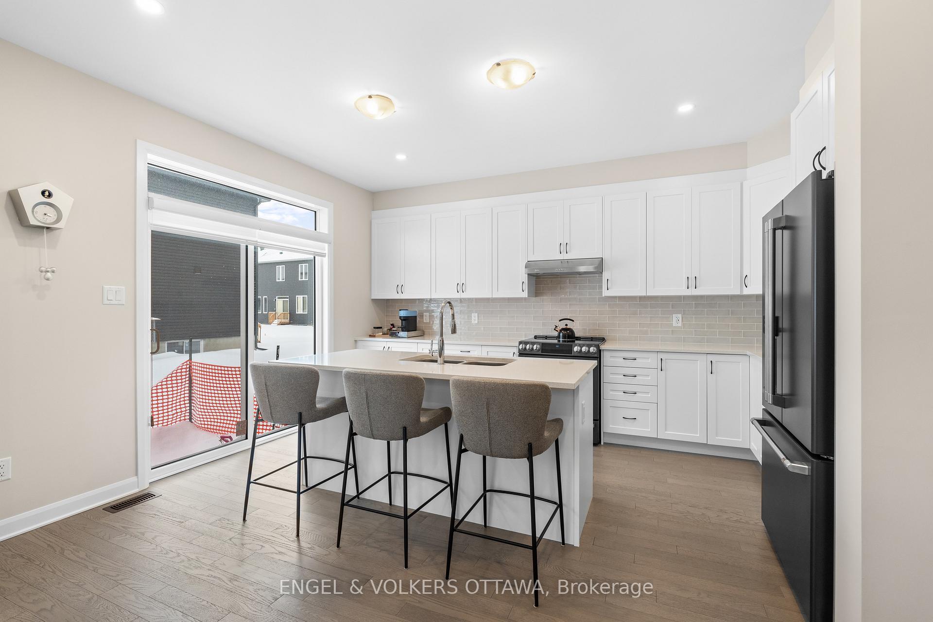 Photo 11 of 2053 Wanderer Avenue, Ottawa, Mahogany Community — HOMEH
