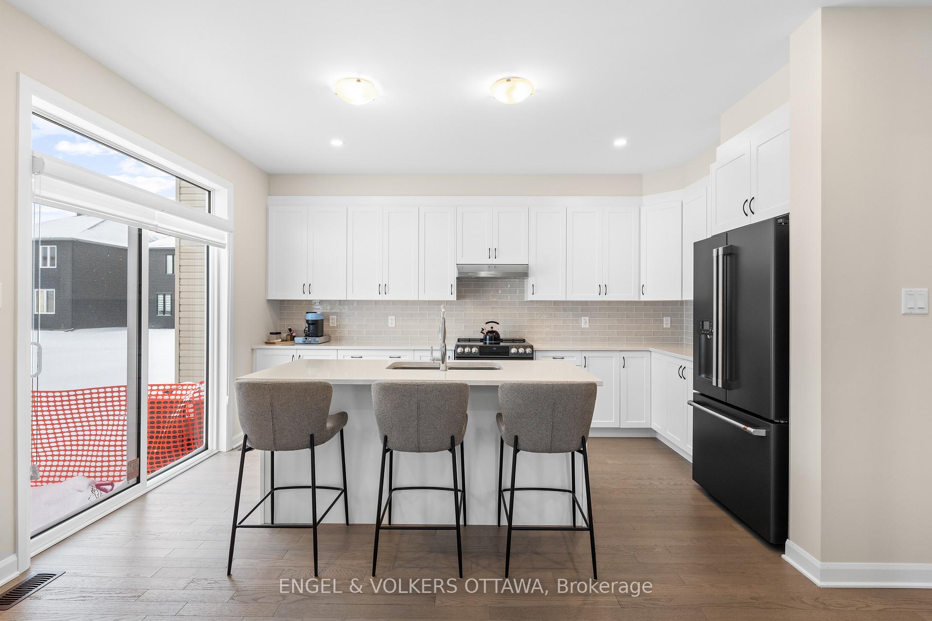 Photo 12 of 2053 Wanderer Avenue, Ottawa, Mahogany Community — HOMEH