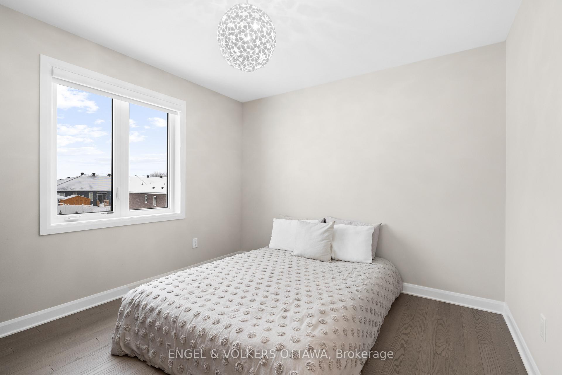 Photo 26 of 2053 Wanderer Avenue, Ottawa, Mahogany Community — HOMEH