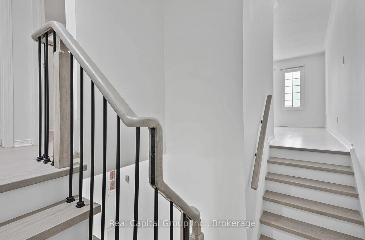 Photo 18 of 95 Alameda Circle E, Vaughan, Beverley Glen — HOMEH