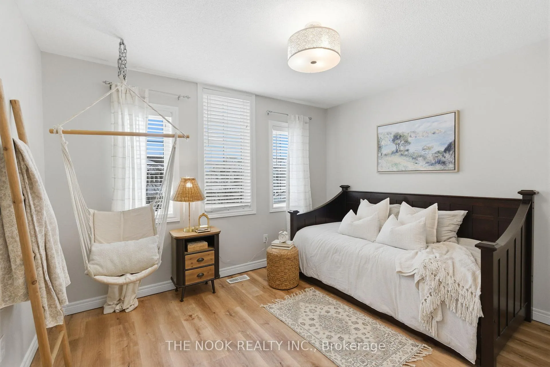 Photo 21 of 8 Northgrove Crescent, Whitby, Brooklin — HOMEH