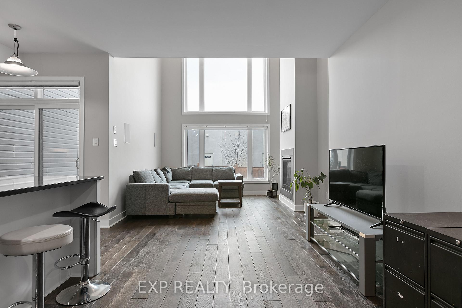 Photo 14 of 73 Longworth Avenue, Ottawa, Leitrim — HOMEH