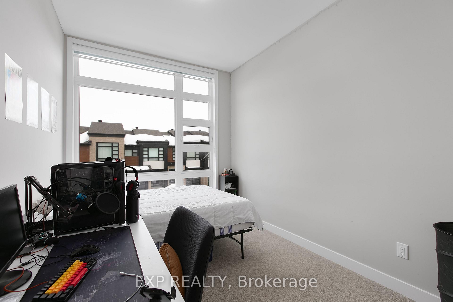 Photo 30 of 73 Longworth Avenue, Ottawa, Leitrim — HOMEH