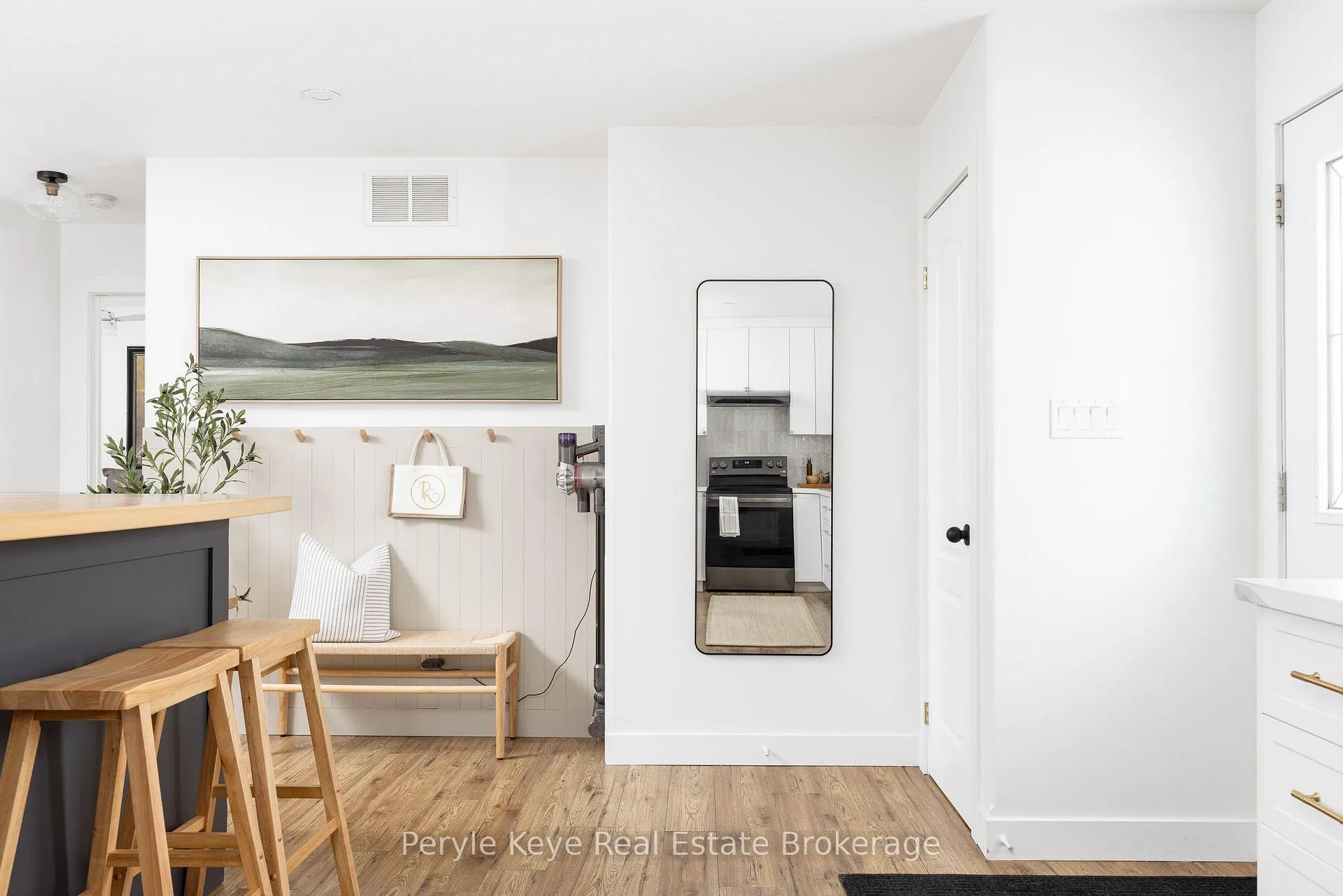 Photo 13 of 84 James Street, Burk's Falls — HOMEH
