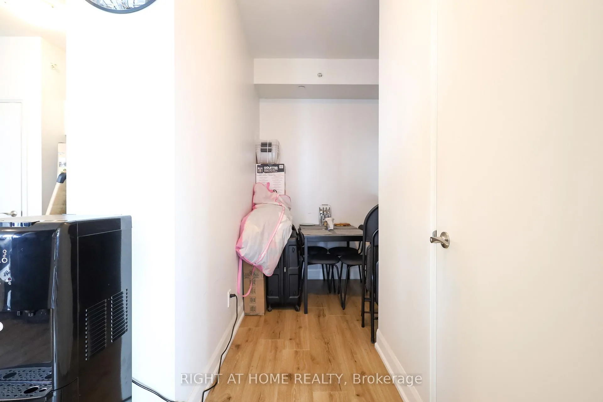 Photo 24 of Unit 3105, 2910 Highway 7 Avenue, Vaughan, Concord — HOMEH