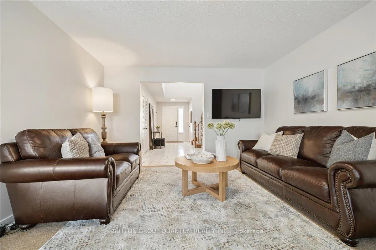 Photo 5 of 32 Capri Street, Thorold, Confederation Heights — HOMEH